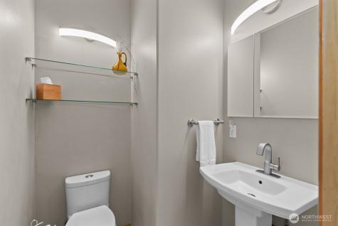 2220 Michael Brooke Wenatchee WA 98801