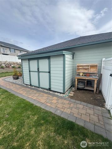 2220 Michael Brooke Wenatchee WA 98801