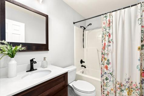 2605 152nd Street SW Lynnwood WA 98087