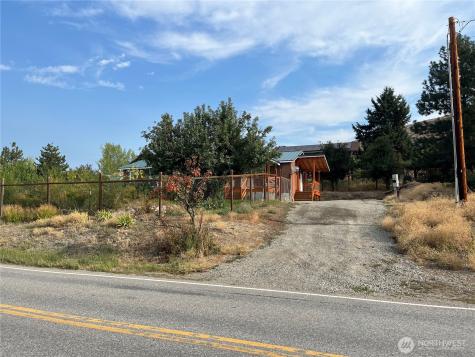920 Castle Avenue Winthrop WA 98862