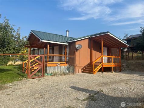 920 Castle Avenue Winthrop WA 98862