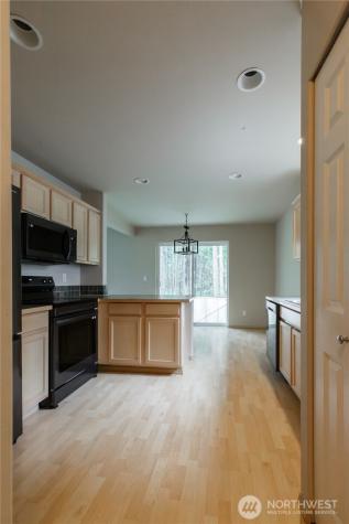 22463 SE 244th Street Maple Valley WA 98038