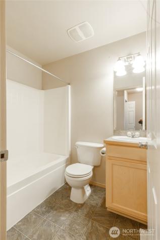 22463 SE 244th Street Maple Valley WA 98038