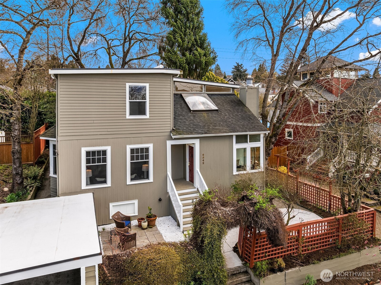 6542 4th Avenue NW Seattle WA 98117