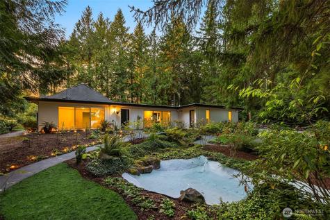 10825 Brownsville Highway NE Poulsbo WA 98370