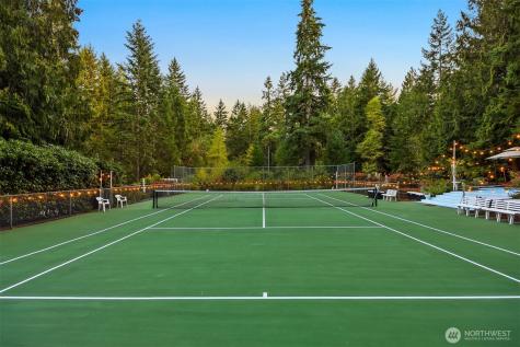 10825 Brownsville Highway NE Poulsbo WA 98370