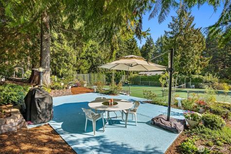 10825 Brownsville Highway NE Poulsbo WA 98370