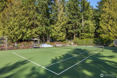 10825 Brownsville Highway NE Poulsbo WA 98370