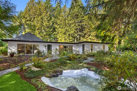 10825 Brownsville Highway NE Poulsbo WA 98370