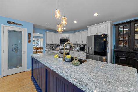 6118 72nd Drive NE Marysville WA 98270