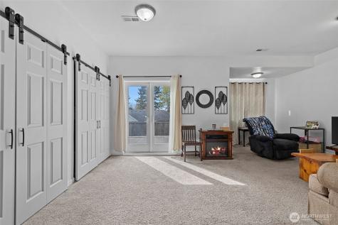 6118 72nd Drive NE Marysville WA 98270