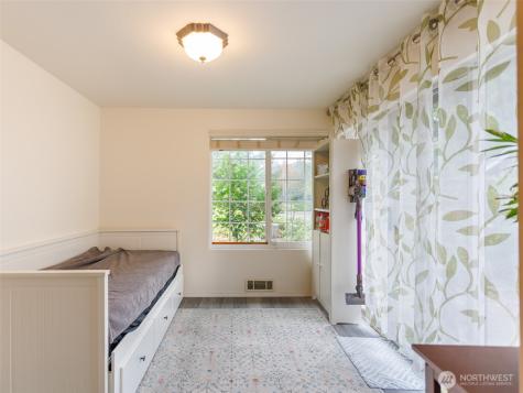 411 S 328th Place Federal Way WA 98003