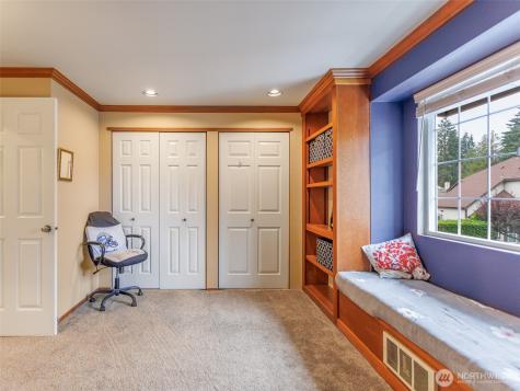 411 S 328th Place Federal Way WA 98003