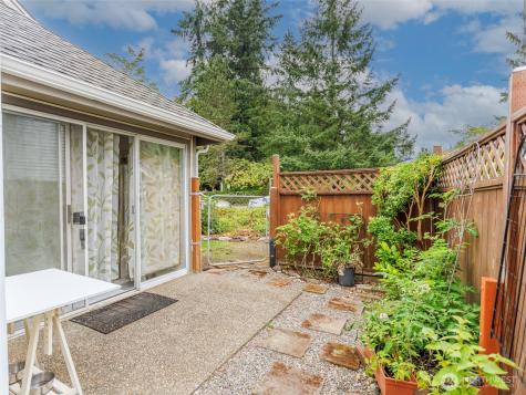 411 S 328th Place Federal Way WA 98003