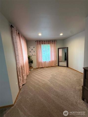 8602 164th Street Ct E Puyallup WA 98375
