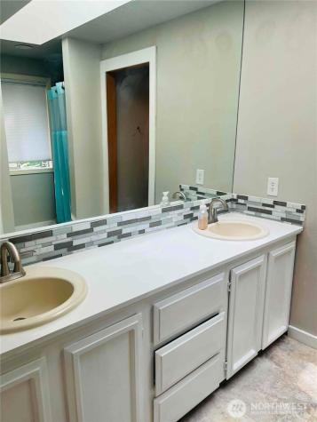 8602 164th Street Ct E Puyallup WA 98375