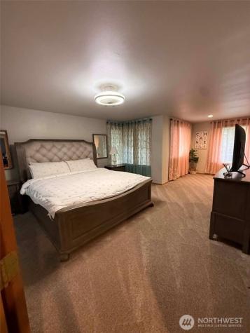 8602 164th Street Ct E Puyallup WA 98375