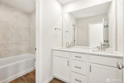 2064 NE Norseman Way Poulsbo WA 98370