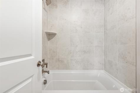 2064 NE Norseman Way Poulsbo WA 98370