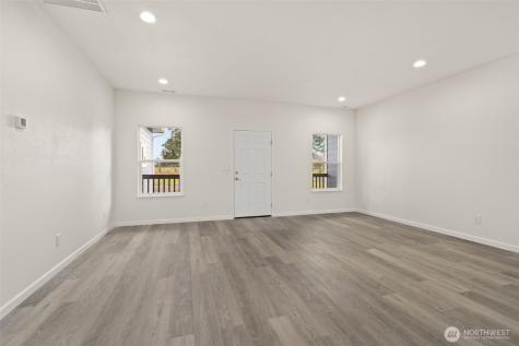 107 Winwood Lane Winlock WA 98596