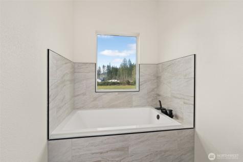 107 Winwood Lane Winlock WA 98596