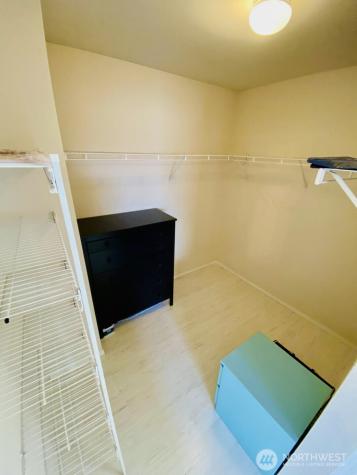 2960 142nd Place SE Bellevue WA 98007