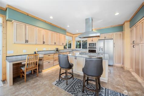 31 Cougar Crossing Lane Chelan WA 98816