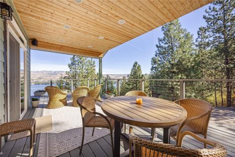 31 Cougar Crossing Lane Chelan WA 98816