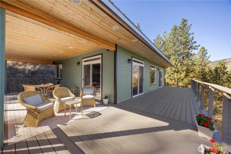 31 Cougar Crossing Lane Chelan WA 98816