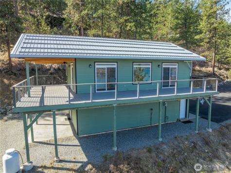 31 Cougar Crossing Lane Chelan WA 98816