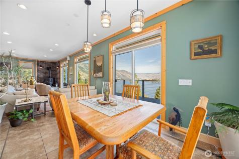 31 Cougar Crossing Lane Chelan WA 98816