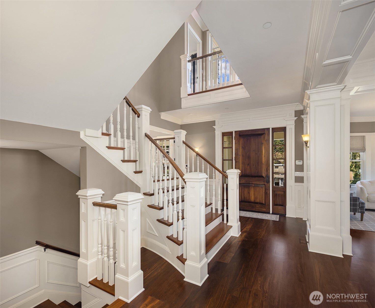 2212 77th Avenue SE Mercer Island WA 98040