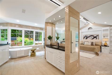 11828 NE 41st Lane Kirkland WA 98033