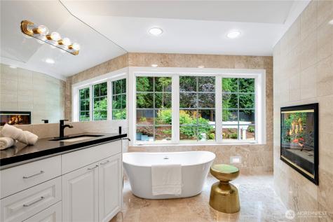11828 NE 41st Lane Kirkland WA 98033