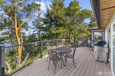 715 Onamac Way Camano Island WA 98282