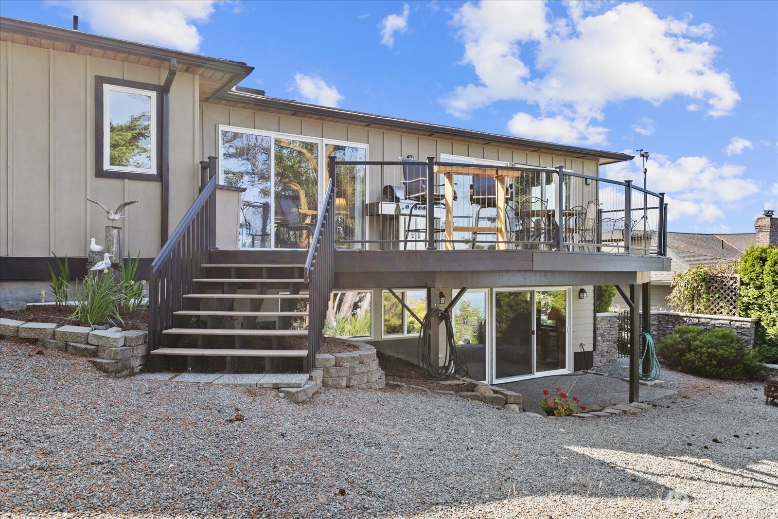 715 Onamac Way Camano Island WA 98282
