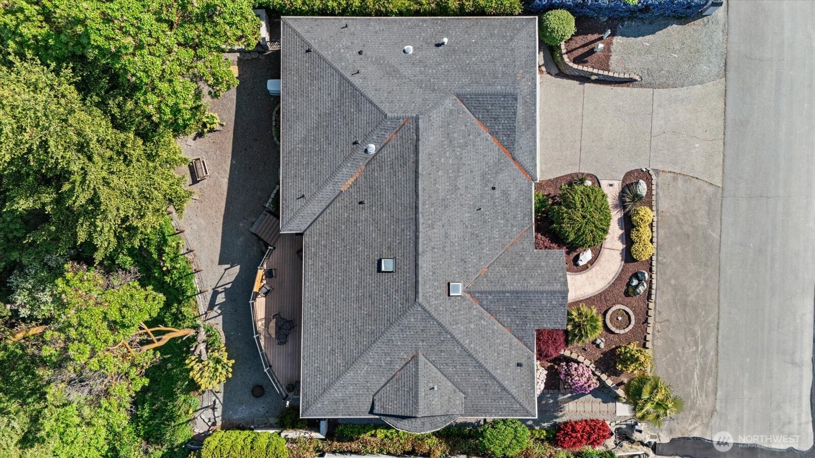 715 Onamac Way Camano Island WA 98282