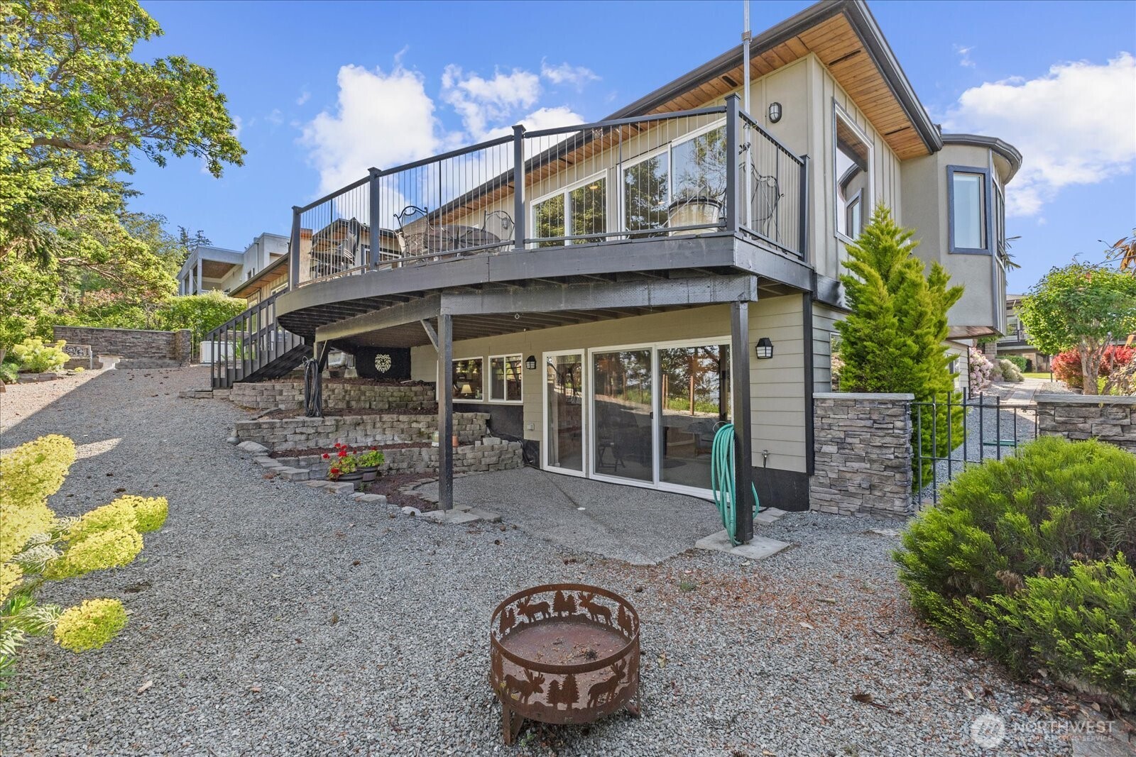 715 Onamac Way Camano Island WA 98282