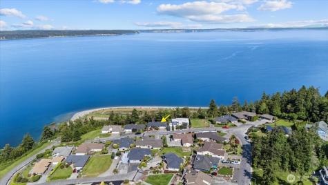 715 Onamac Way Camano Island WA 98282