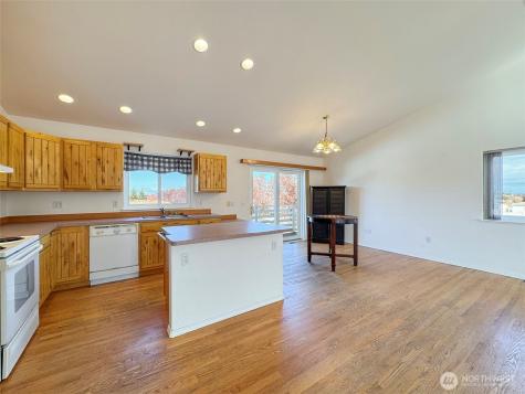 700 W Fir Street Sequim WA 98382
