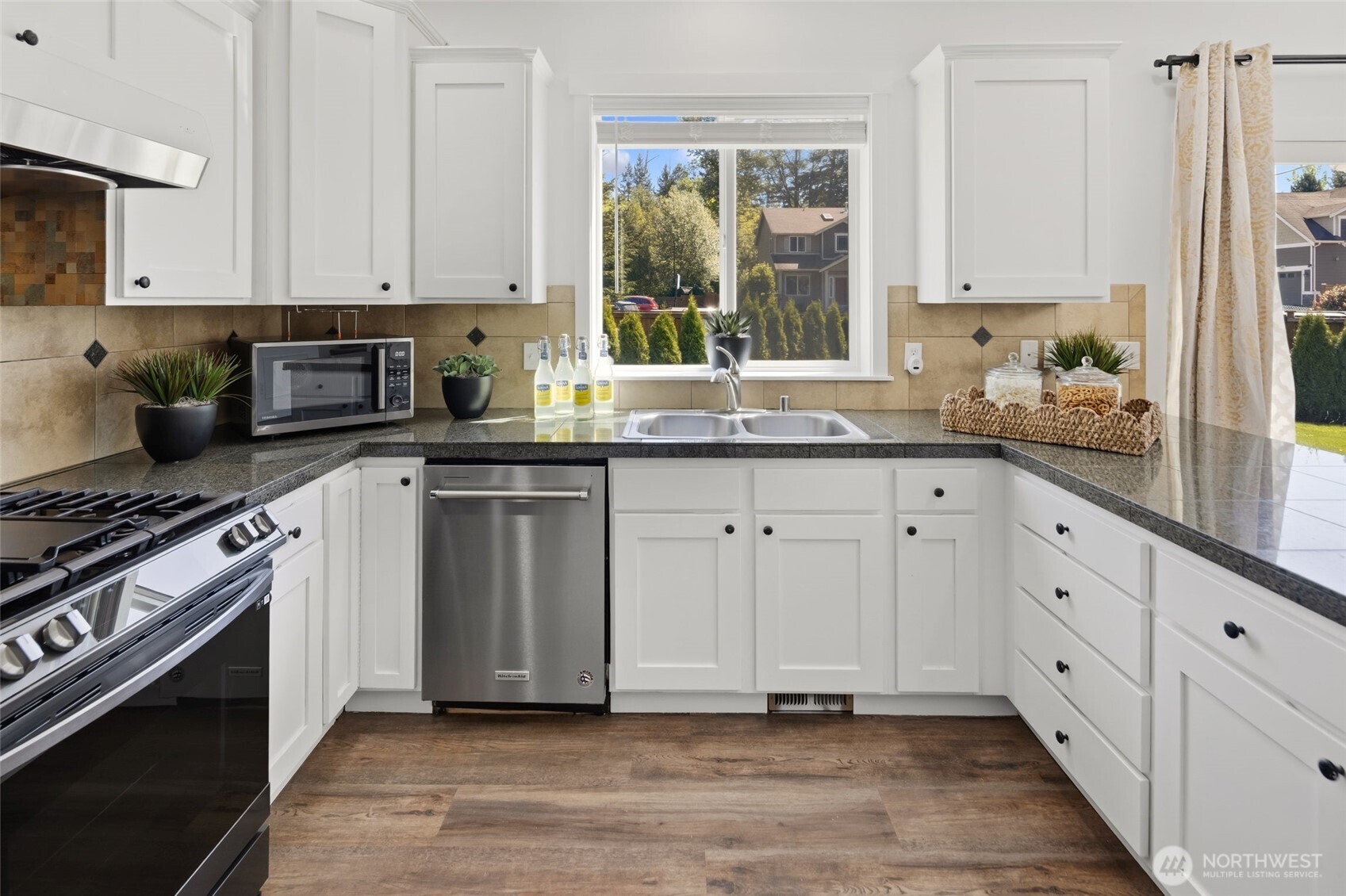 13909 15th Place W Lynnwood WA 98087