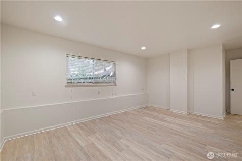 17534 161st Avenue SE Renton WA 98058