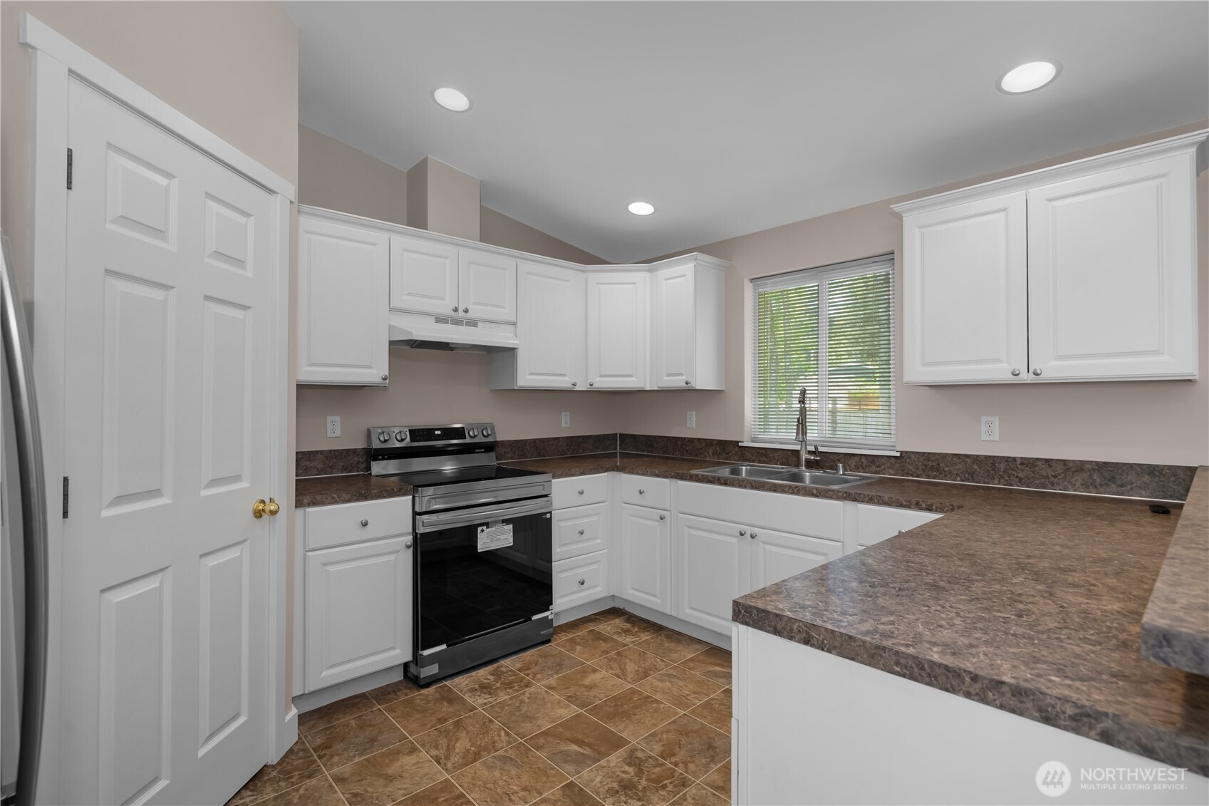 9725 Channel Drive NW Olympia WA 98502