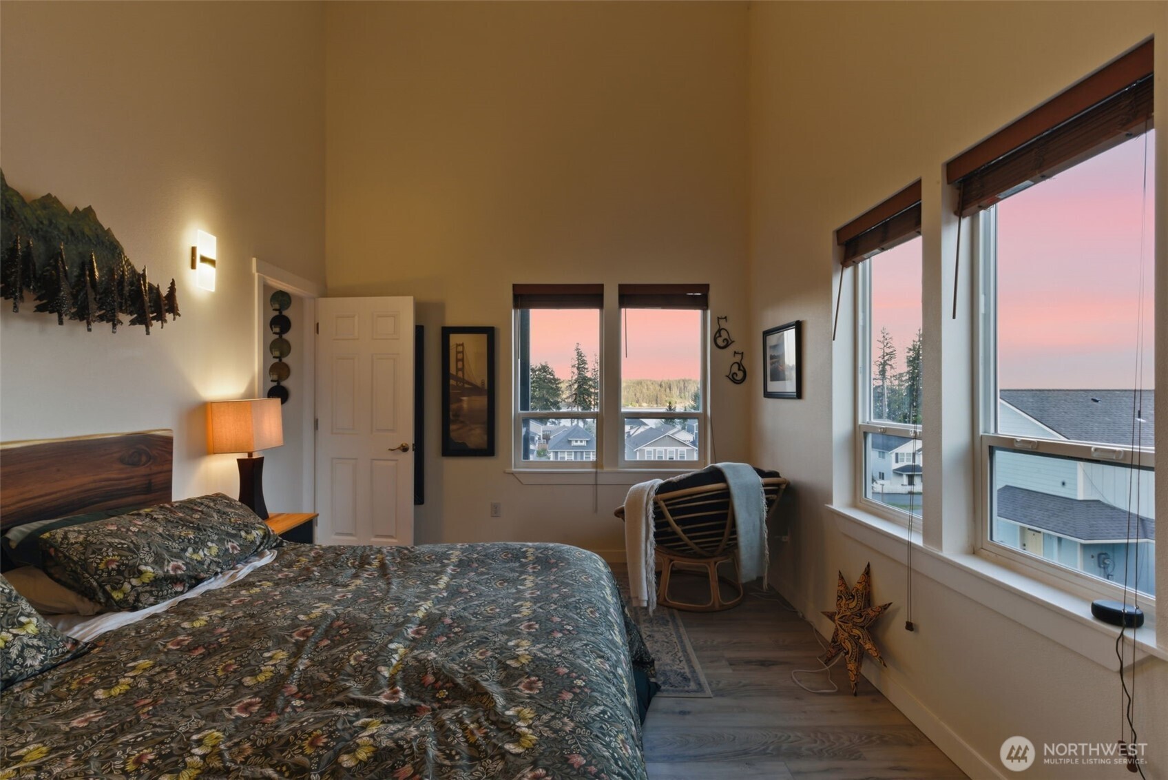 17 E Sellegren Road Allyn WA 98524
