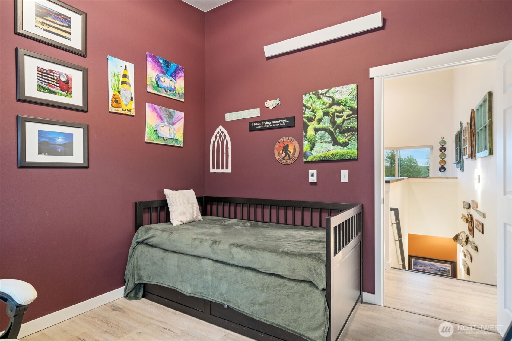 17 E Sellegren Road Allyn WA 98524