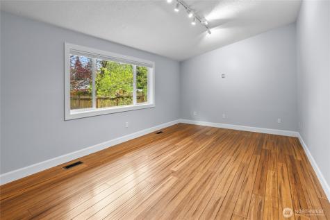 9706 164th Street E Puyallup WA 98375