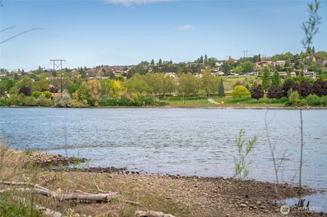 2120 Malaga Alcoa Highway Wenatchee WA 98828