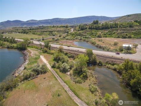 2120 Malaga Alcoa Highway Wenatchee WA 98828