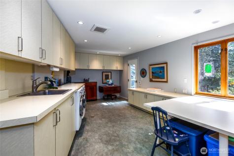 653 Hannah Road San Juan Island WA 98250