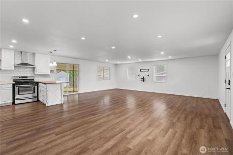 2229 SW 330th Street Federal Way WA 98023
